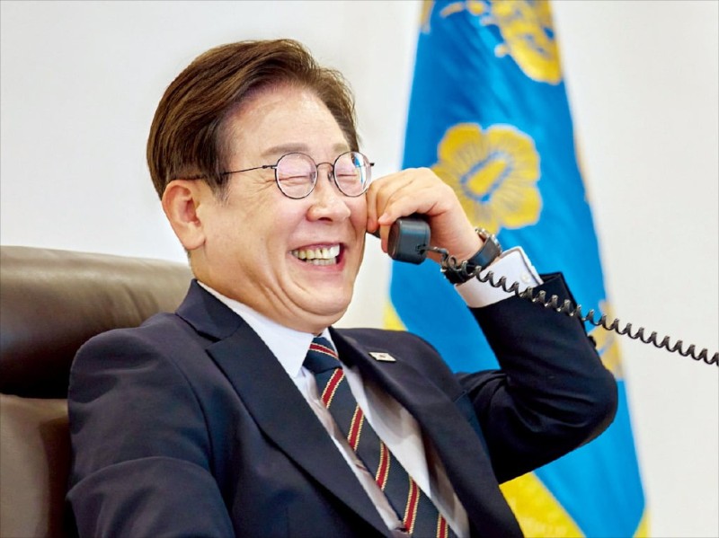 李, 이시바와 25분 통화 "견고한 관계 만들자"