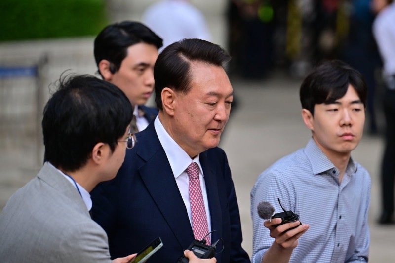 경찰, <b>윤석열</b>에 3차 <b>소환</b>통보…"19일 출석하라" 최후통첩
