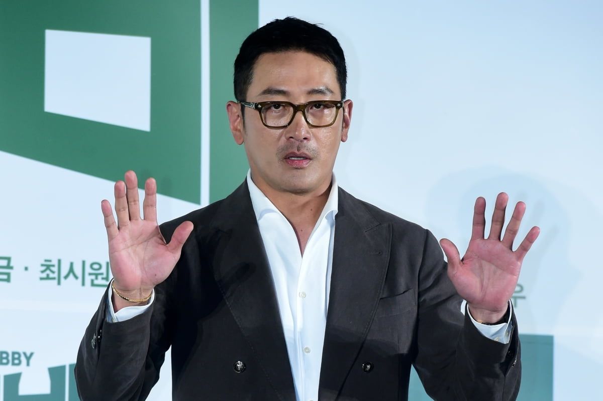 '부동산 자산 400억' 하정우, '영끌'로 '<b>건물주</b>' 됐다?