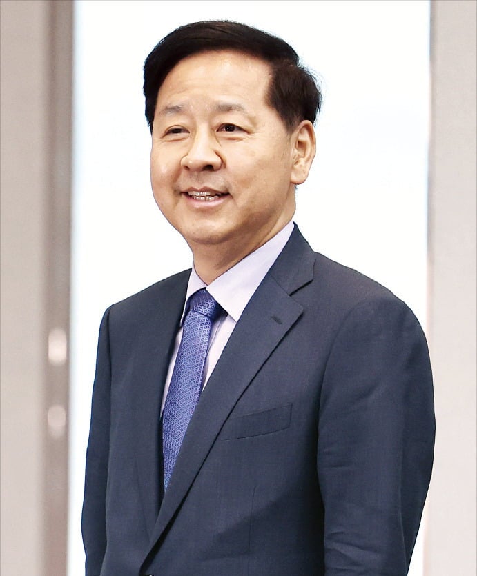 <b>구윤철</b> "AI 대전환으로 세계 1등 무조건 해내야…독하게 몰아칠 것"