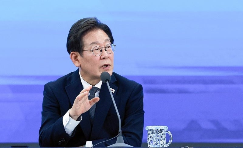 [속보] '<b>취임</b> 한달' 이재명 <b>대통령</b>, 내달 3일 <b>첫 기자회견</b>