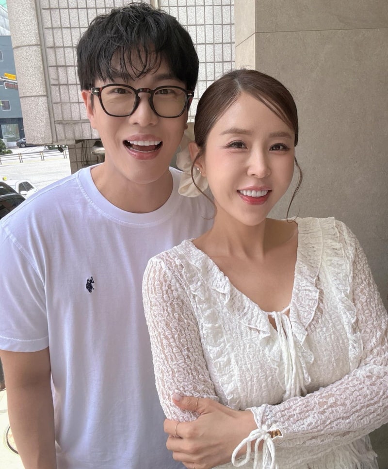 '신지 예비신랑' <b>문원</b>, <b>이혼</b> 사유 '성격차이'…<b>협의이혼</b>서 공개