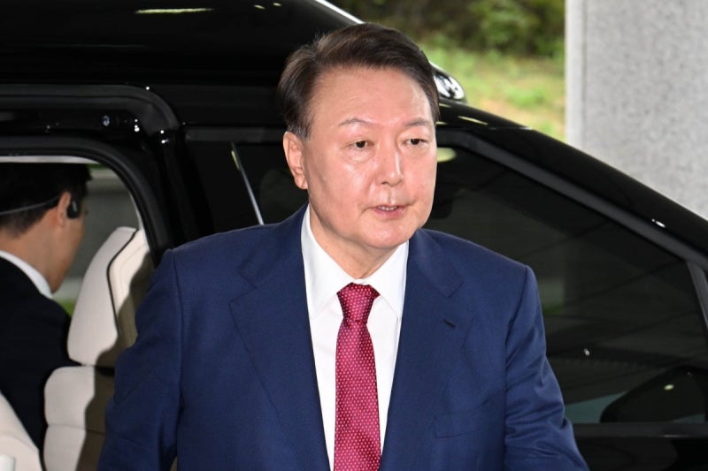 특검, 尹 '<b>체포방해</b>' 조사 마쳐…오후엔 나머지 <b>혐의</b> 조사