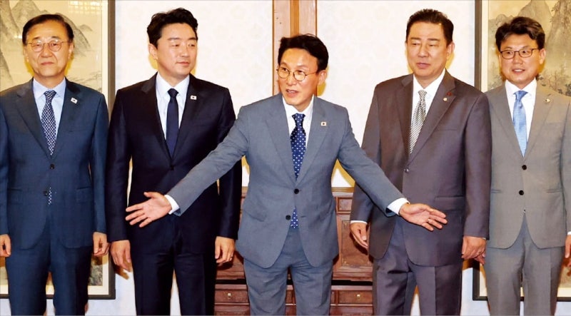 김민석 "책임 공유하는 운명공동체"…당정대 '원팀' 선언