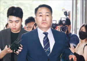 尹 9일 <b>구속영장</b> 심사…4개월 만에 재수감 기로