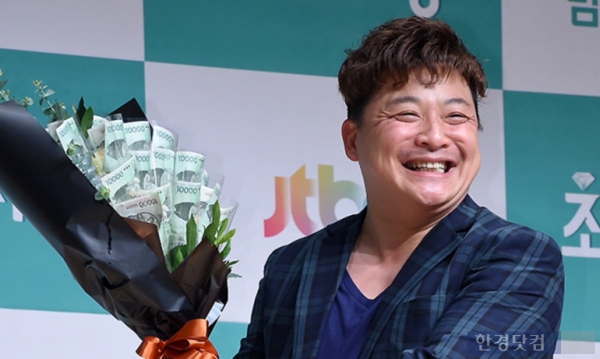 '30억 파산' 극복한 53세 <b>윤정수</b>, 12세 연하 필라테스 강사와 <b>결혼</b>