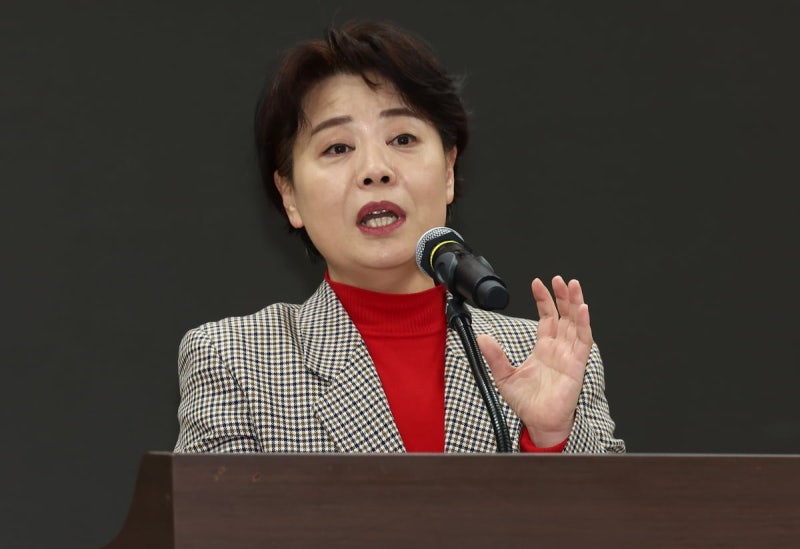[속보] <b>국민의힘</b> <b>혁신위원장</b> <b>윤희숙</b>·전대 선관<b>위원장</b> 황우여