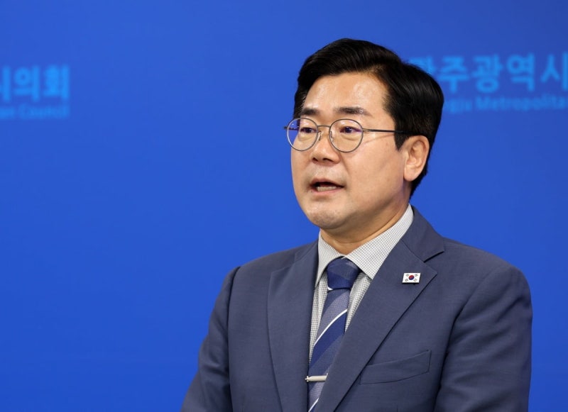 "총칼 들고 간다" <b>박찬대 협박</b>글…경찰, 작성자 쫓는다
