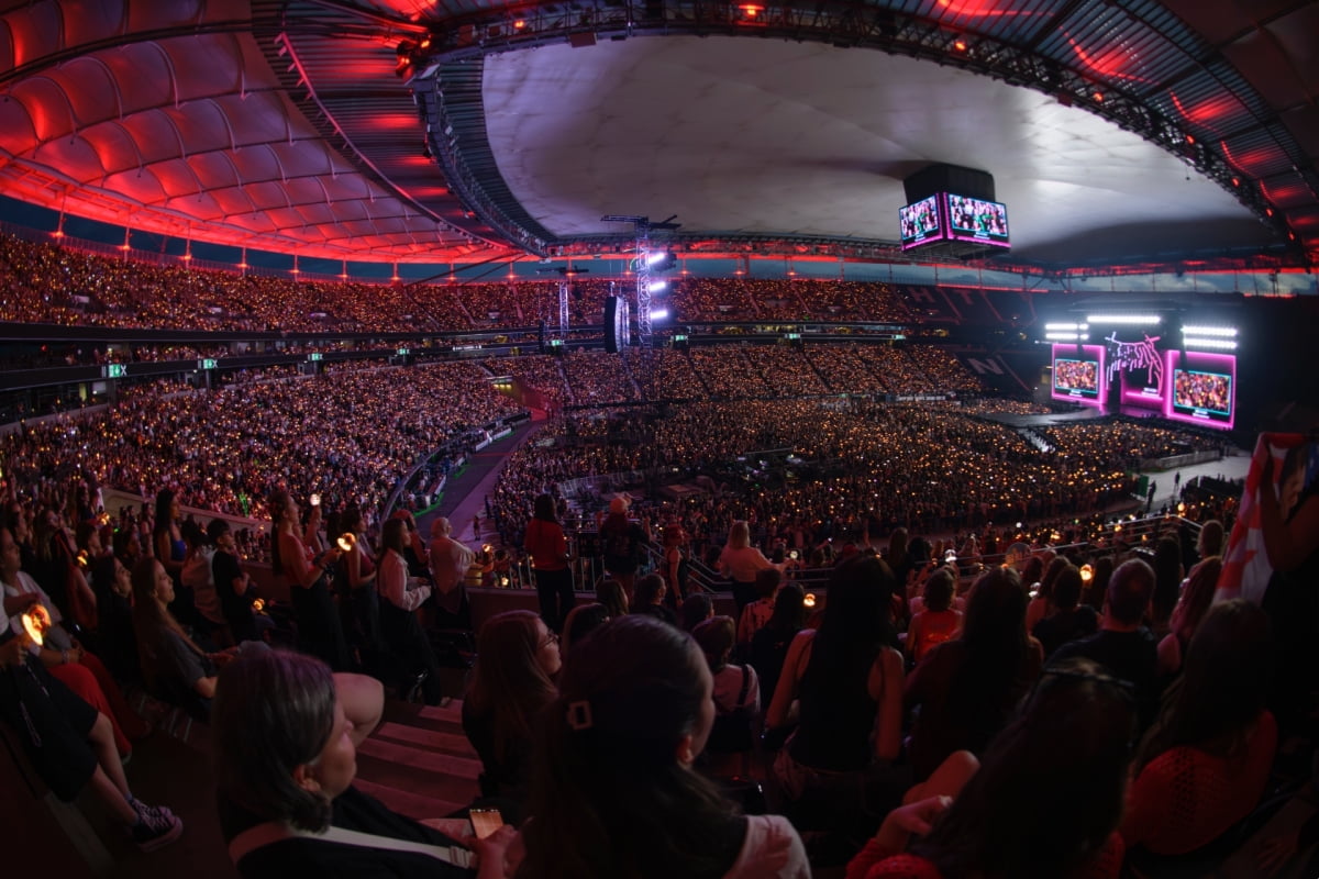 "독일 최대 규모 K팝 단독 콘서트"…잘 나간다, <b>스트레이 키즈</b>
