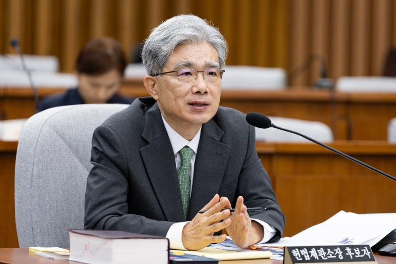 [속보] 국회, <b>김상환</b> 헌법재판<b>소장</b> 후보자 <b>임명동의안</b> 가결