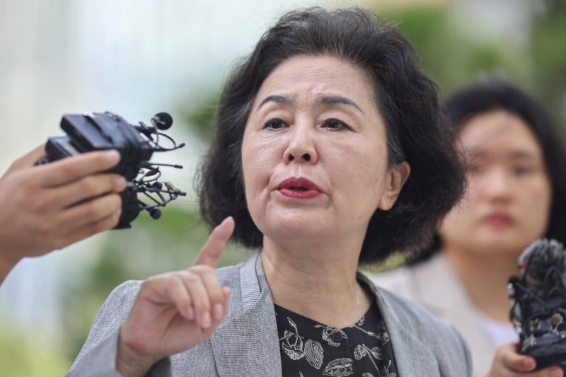[속보] '명태균 공천개입' <b>김영선 전 의원</b> 김건희<b>특검 출석</b>