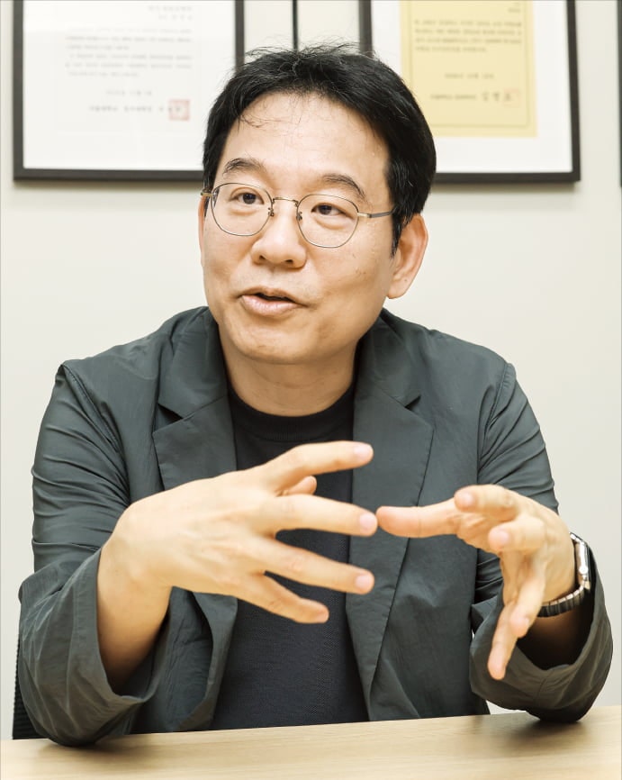 "4년 전엔 꿈쩍 않던 사법부, 이젠 먼저 AI 도입하겠다니 격세지감"