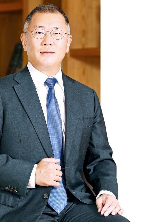 정의선 "마력의 시대 끝…미래차 핵심은 AI 성능"