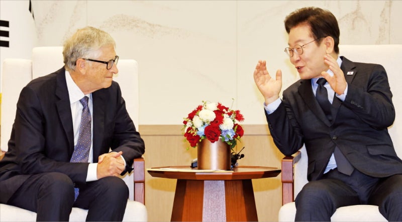 李대통령 "한국 'SMR 강자' 될 수 있다"…빌 게이츠 "AI發 전력 수요 해법"