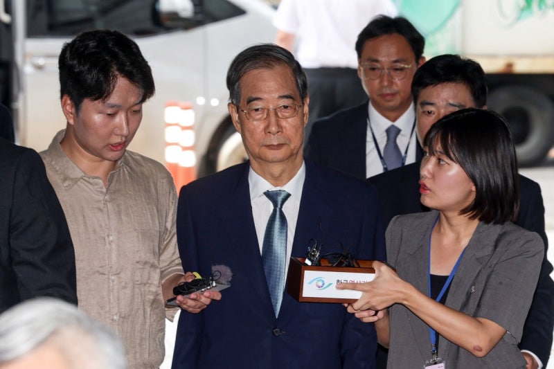 <b>한덕수 전 총리 구속심사</b> 시작…취재진 질문엔 '묵묵부답'