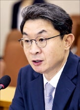 이억원 "가계부채 대책 추가 필요시…차질 없이 즉각 조치 할 것"