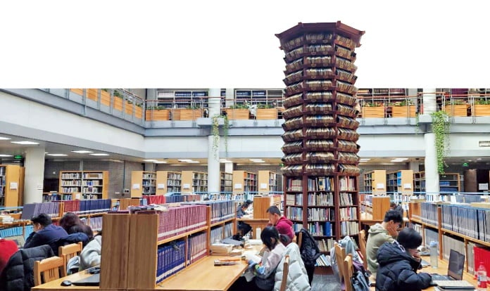 베이징대 자금력, 서울대의 3배…"365일 건물 올리고 인재 데려와"