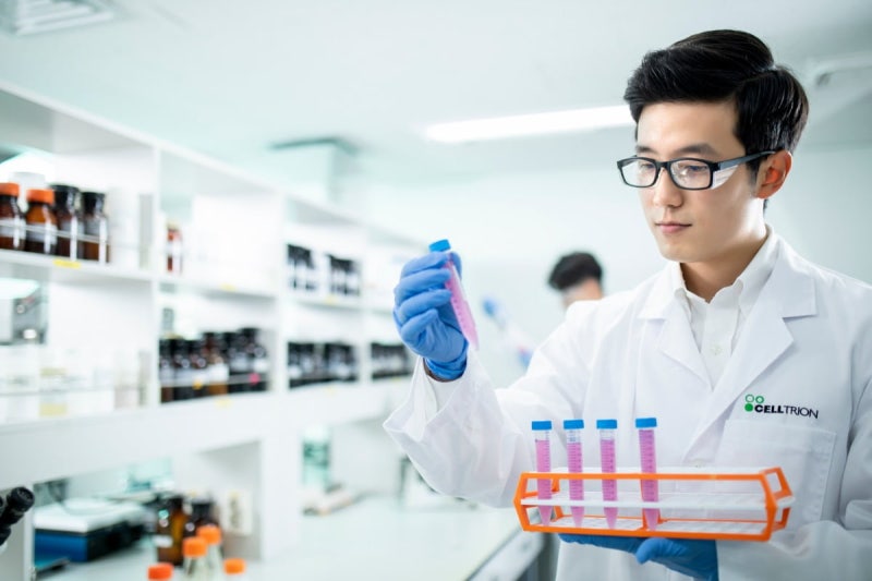 한국 고급 인재들 어쩌나…"월급 겨우 250만원" 비명 속출