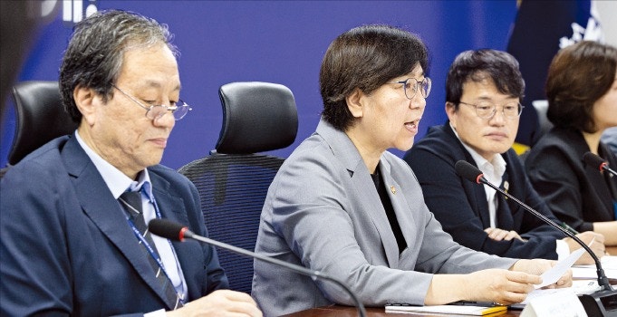 당정대 "지역의사제法 정기국회 내 처리"