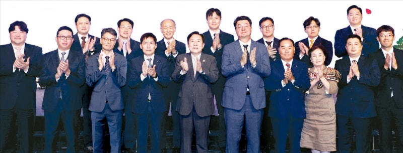 동성조선·한방유비스·GSB솔루션 등 10곳, 기업승계 모범생 됐다