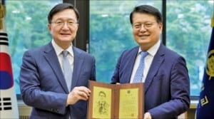라정찬 네이처셀 회장 서울대 10억 기부