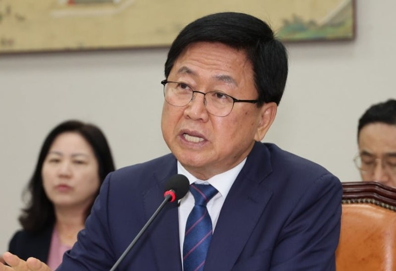 [속보] <b>최교진</b> 교육부 장관 후보자 인사<b>청문보고서</b> 與주도 <b>채택</b>