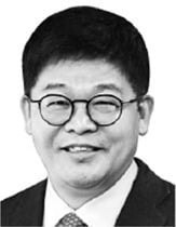 [다산칼럼] 그들은 'M의 전쟁'이라고 부른다