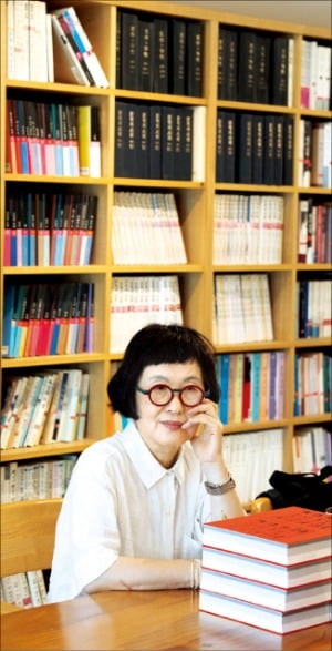 [책마을] 지상의 고통을 위로하는 김혜순의 바닷속 환상 연가