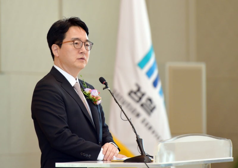 '<b>딸 특혜 채용</b> 의혹' <b>심우정</b> 전 총장 자택·외교부 압수수색