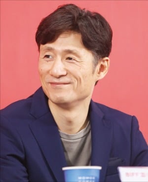 日 극장가 점령한 아웃사이더 "내 눈길은 변두리를 향한다"