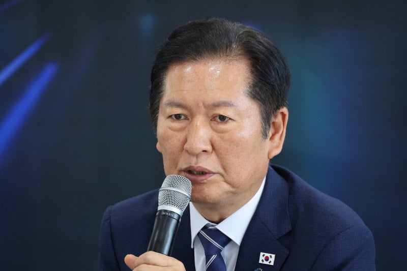 與, <b>국정자원 화재</b>에 "사고 <b>수습</b> 전방위 <b>지원</b>…철저한 원인 규명"