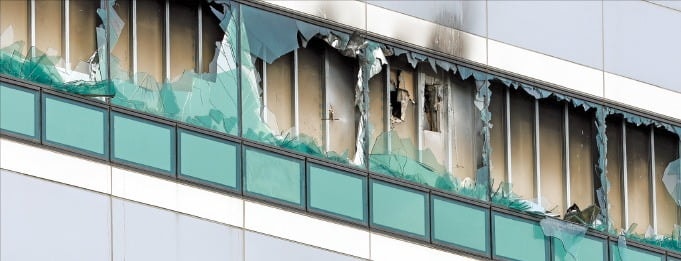 G드라이브 전소…12만 공무원 858TB 업무자료 싹 날렸다