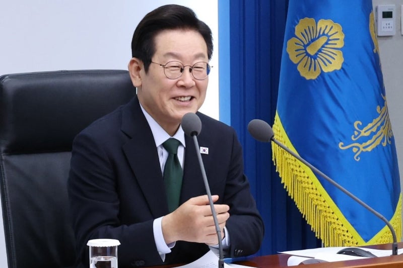 李 대통령 "<b>문화</b>가 <b>국력</b>의 핵심…종합대책수립 꼭 필요"