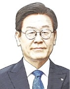 李 "소득 대비 부동산 가격, 세계 1등일 것"
