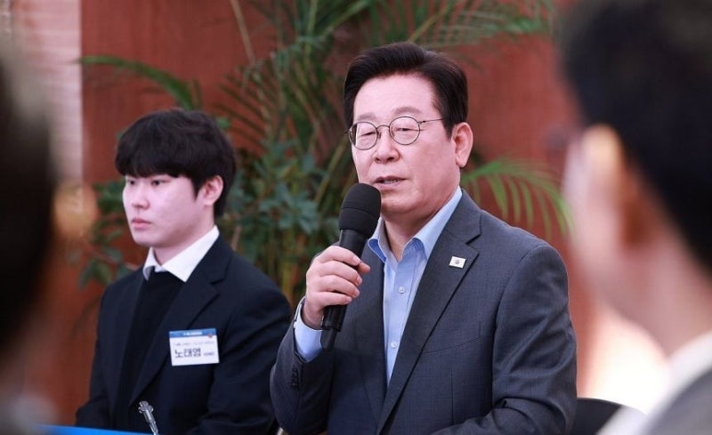 李 <b>대통령</b> "<b>게임</b>은 중독 아니다"…업계 "10년 묵은 편견 깨져"