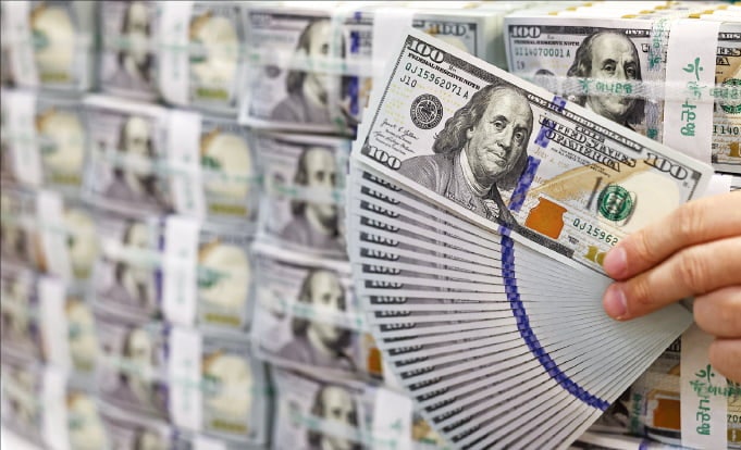 [책마을] "달러 패권 시대, 균열은 이미 시작됐다"