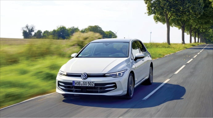 국내서 연비·가격 경쟁력 인기…폭스바겐 해치백 '골프'