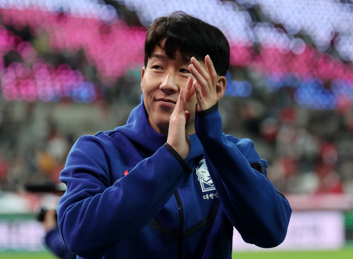 <b>손흥민</b> <b>연봉</b>, 메시 이어 <b>MLS</b> 전체 <b>2위</b>…기본급만 1000만달러 넘어