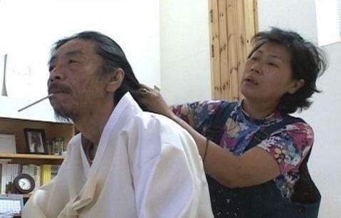 졸혼하고도 극진한 병간호…<b>이외수 부인</b> 전영자씨 <b>별세</b>
