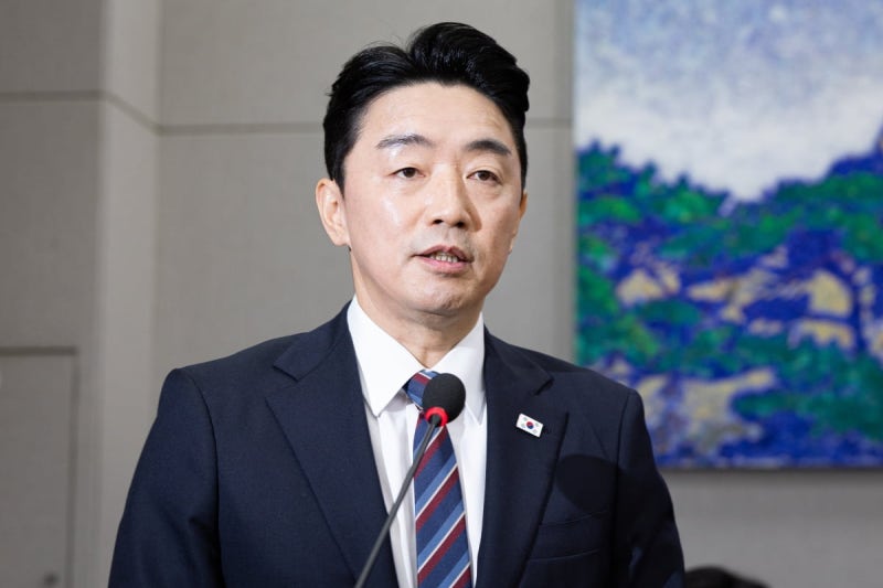 강훈식 "대<b>기업</b> 경제외교 성과 공유해 <b>중소기업</b>과 과실 나눠야"