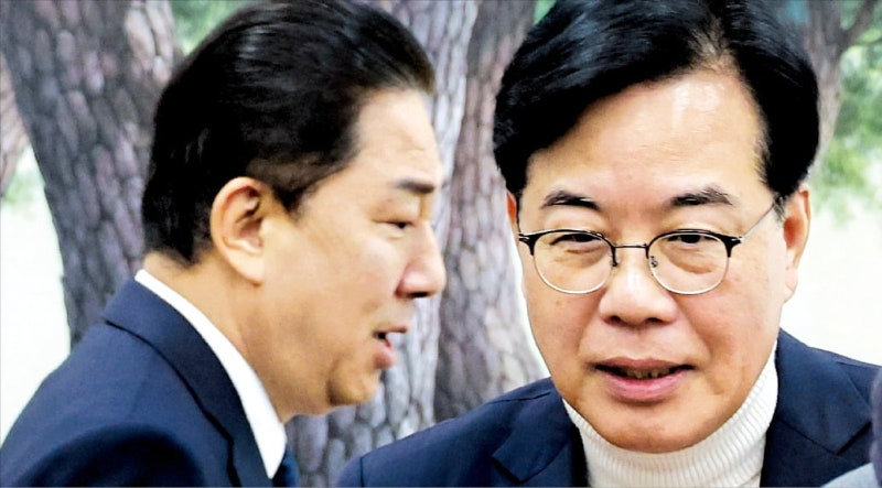 예산안, 법정시한 또 넘길 듯…정시 처리 13년간 두 번뿐