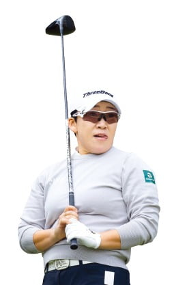 통산 67승 '살아있는 전설' 신지애…내년 日영구 시드 재도전