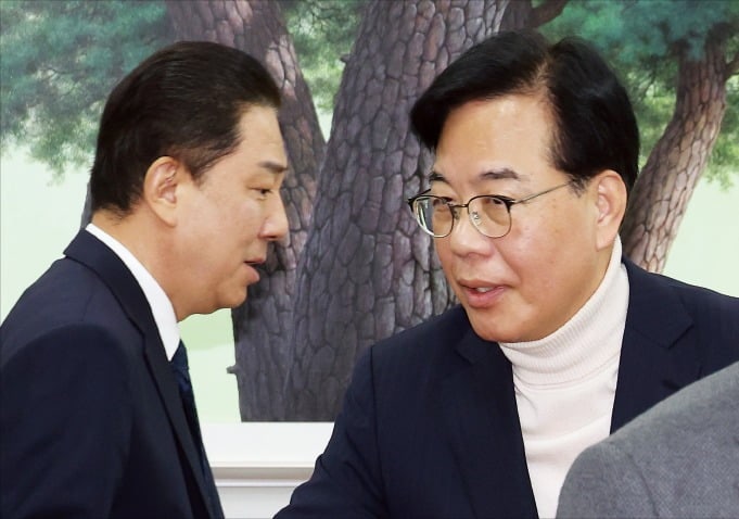 與, 모든 기업 법인세율 1%P 인상 강행