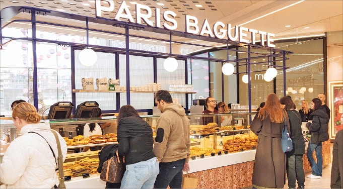 파리바게뜨, 해외 700호점 돌파…영국 4호점 오픈