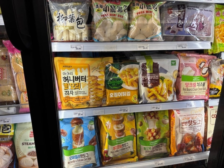 미국 뉴욕 맨해튼 한 마트에 진열된 K푸드 제품들.사진=독자 제공