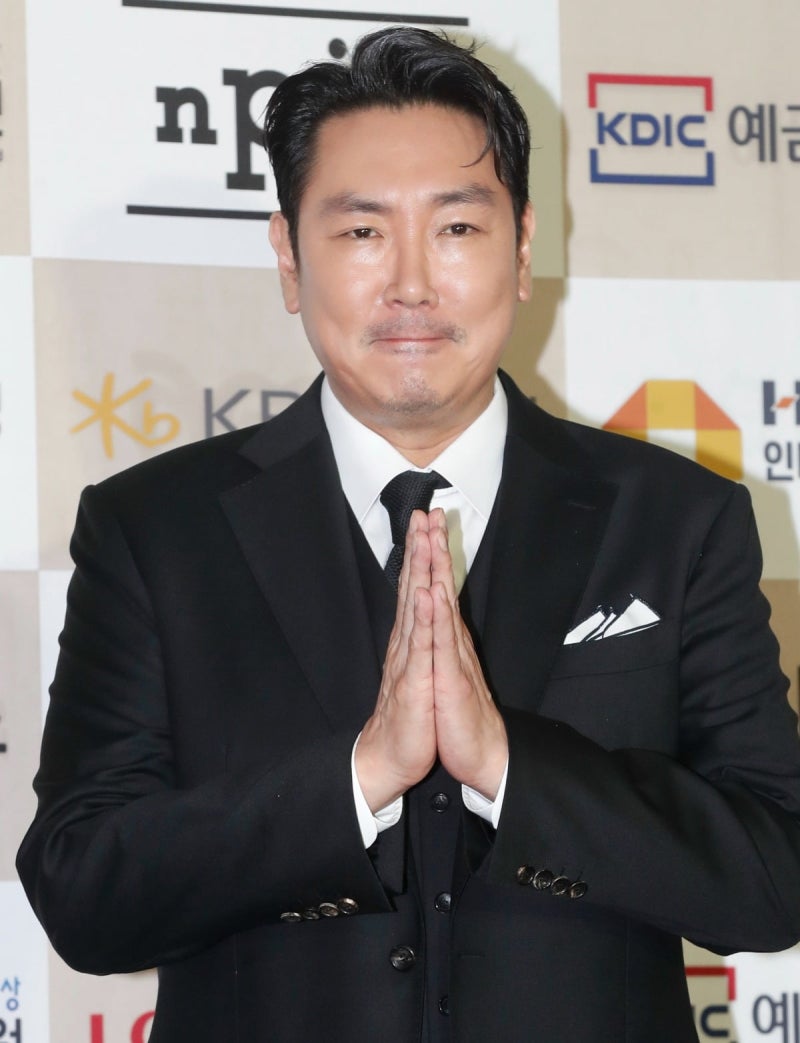 "<b>조진웅</b>, 한국의 자랑"…인권 전문가가 '강간 전과' 의심하는 이유