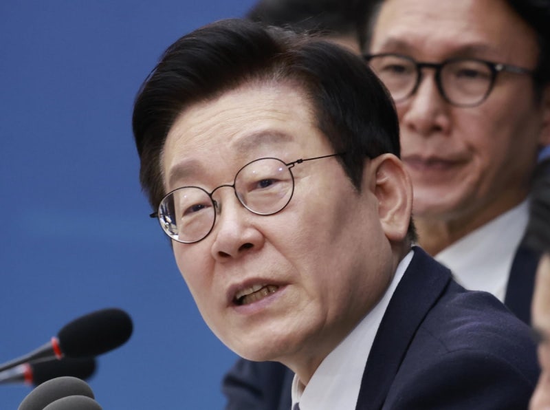 "탈모, 미용 아닌 생존의 문제"…또 논란 터진 대통령 업무보고