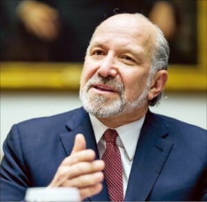 "고려아연의 美투자, 핵심광물 판도 바꿀 딜"