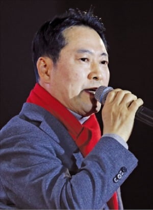<b>장동혁</b> "계엄 결과 책임져야"…지선 앞두고 노선변경 시동