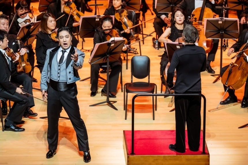 콘서트오페라 <카르멘>에서 투우사의 노래를 부르는 에스까미요(바리톤 김기훈) / 사진 제공.클래식 부산.